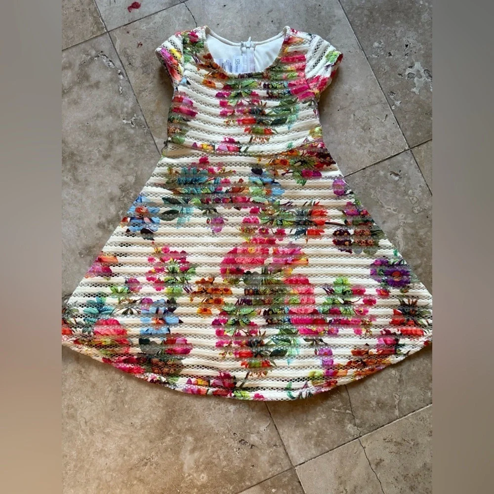 Bonnie Jean, little girls short sleeve airline dress size 5 NWOT
